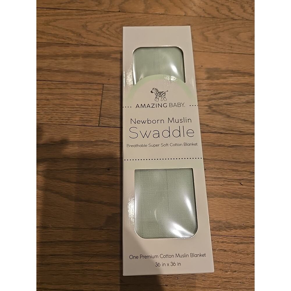 AMAZING BABY Newborn Muslin Swaddle Blanket 36" x 36" light green NEW cotton